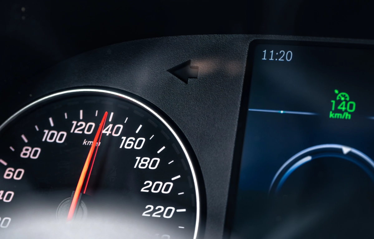 Zdejmowana turbosprężarka z silnika samochodu – diagnostyka awarii turbo w serwisie