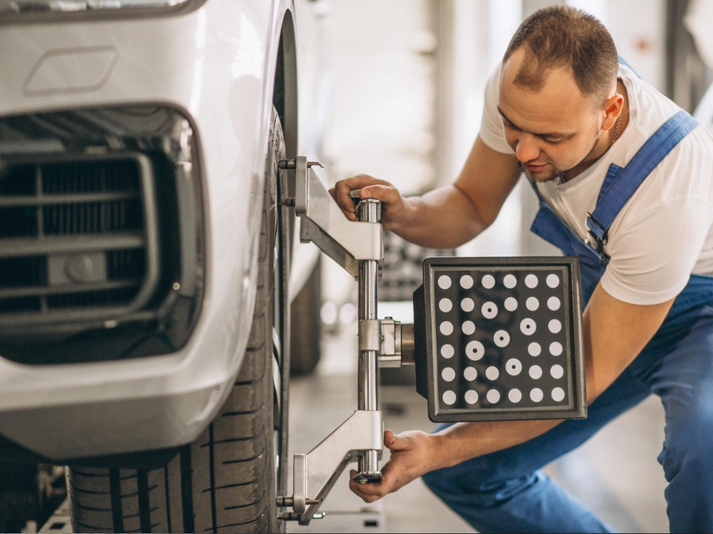 geometria-kol Ustawienie geometrii kół 3D w Bosch Service Lubliniec – wyważarka i zbieżność